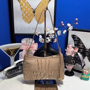 Brahmin Melbourne Small Croc Embossed Shoulder Bag - Toffee Leather